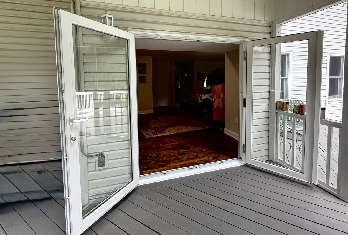 Sliding Door upgrade to Oknoplast Balcony Door gallery photo.