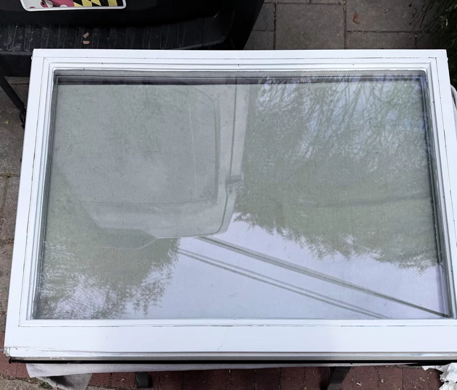 AE69F61E-1F6B-4A92-805E-86DE9BF43F79 1